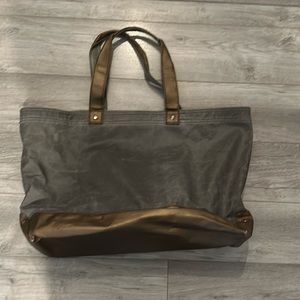 Bath and body works large tote